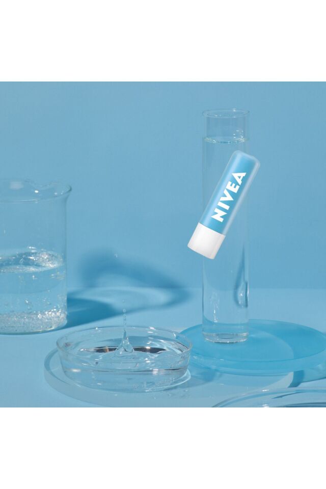 NİVEA BAKIM YAPAN DUDAK BAKIM KREMİ HYDRO CARE SPF15 4,8 GR