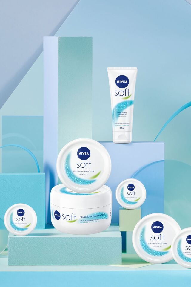 NİVEA SOFT KREM VAZO 300 ML