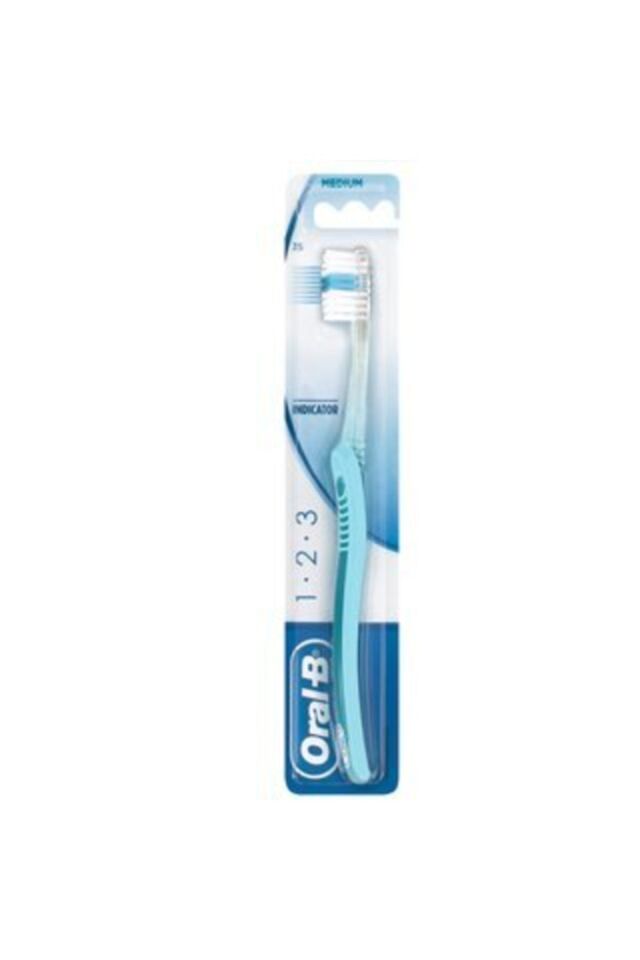 ORAL-B DİŞ FIRÇASI INDİCATOR 35 MEDİUM